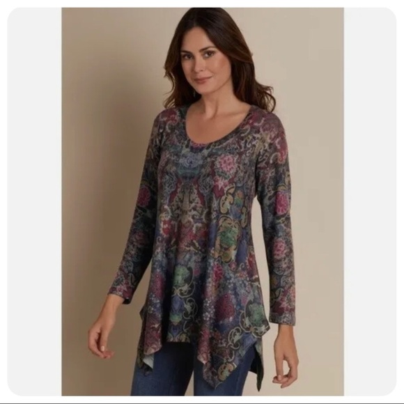 Soft Surroundings Tops - Soft Surroundings Floral Paisley Asymmetrical Hem Tunic